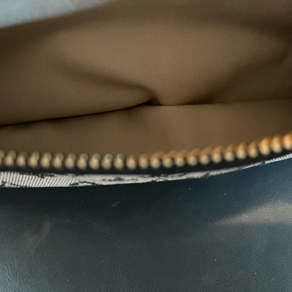Louis Vuitton Denim Zip Tote - Picture 10 of 16